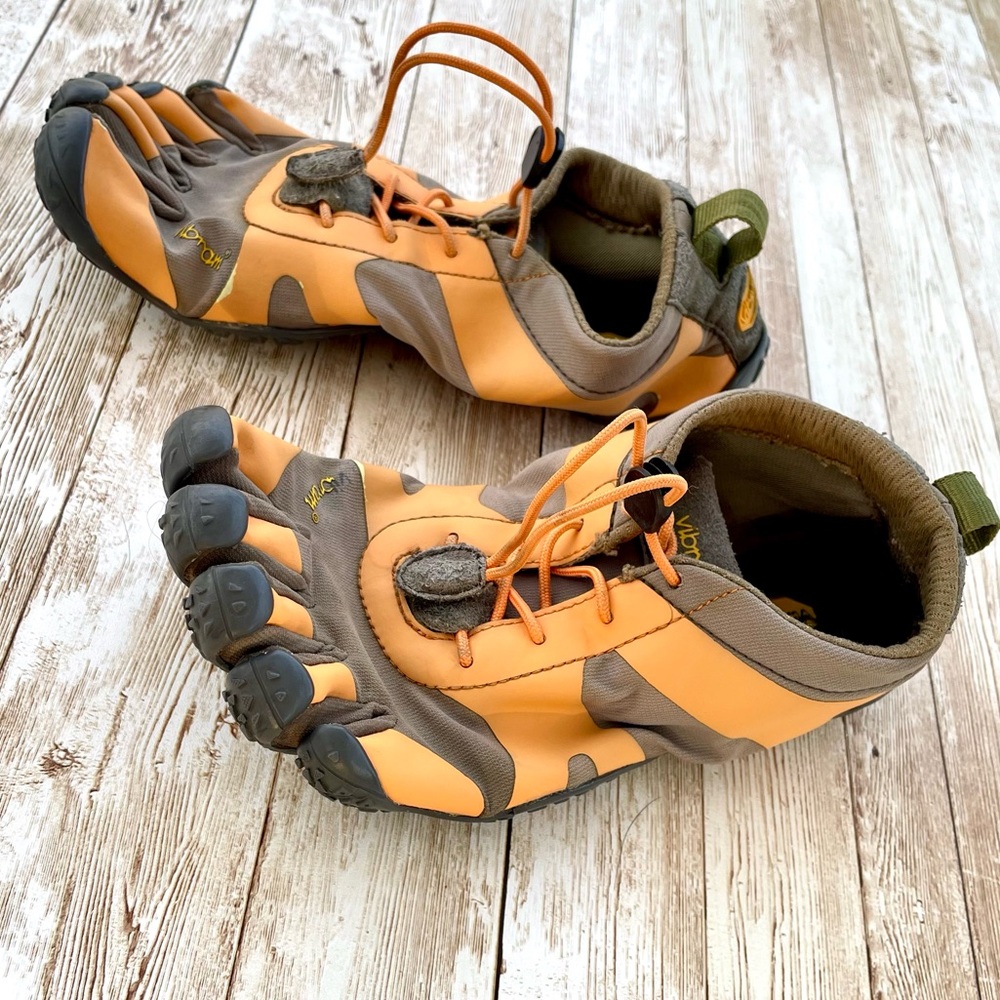Vibram FiveFingers V-Alpha All Terrain Barefoot Toe Shoes 7-7.5